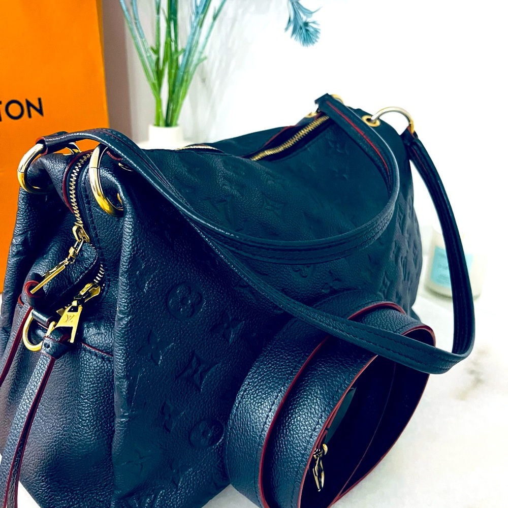 Louis Vuitton Montaigne Empreinte MM